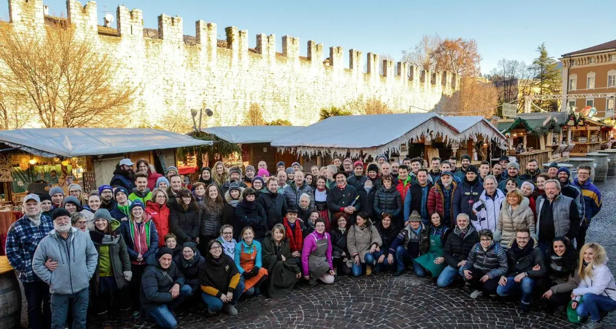 Il Mercatino di Natale incassa nuovi record «A Trento visitatori da 52 paesi»