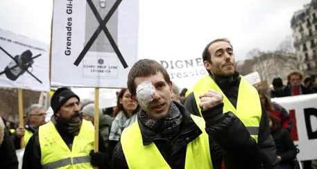 A Parigi e Valence ancora in strada