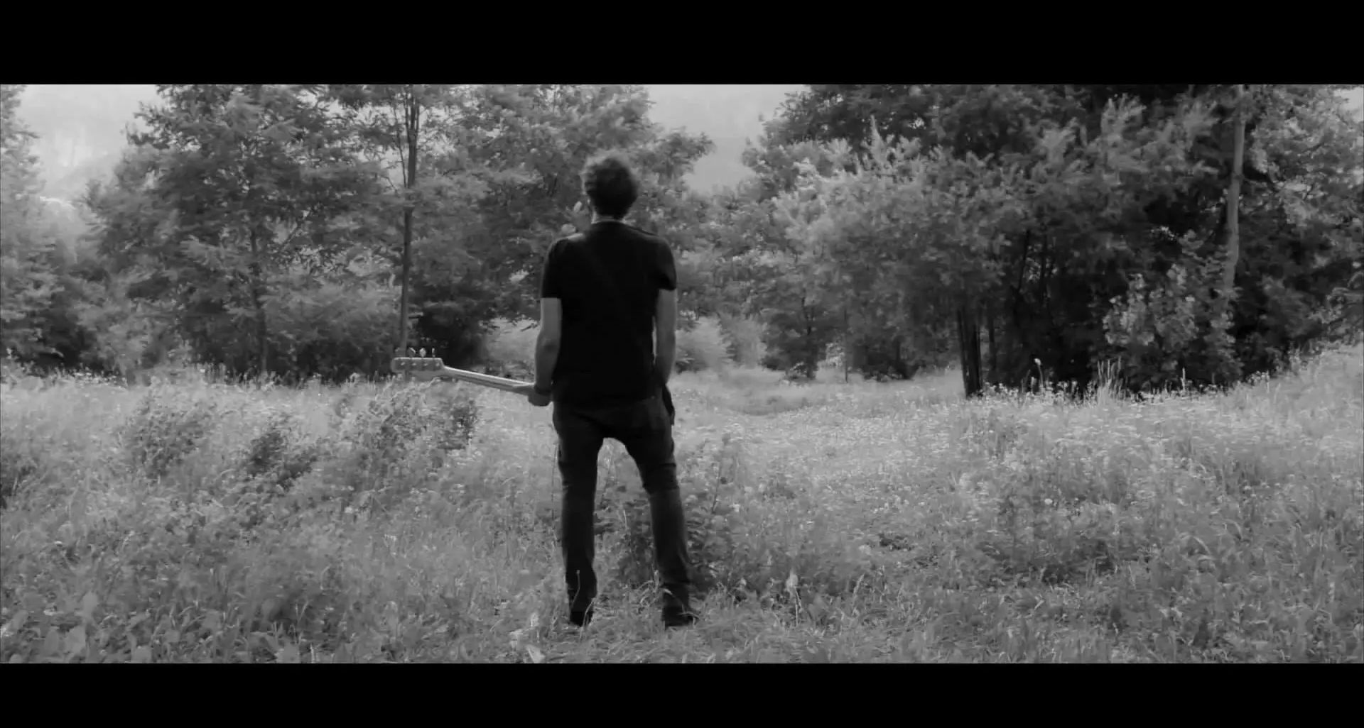 Lesness: il video di “Would you...?” per lanciare il cd “Never was but grey”