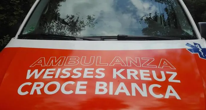 Travolto e ucciso a Malles Camminava a bordo strada