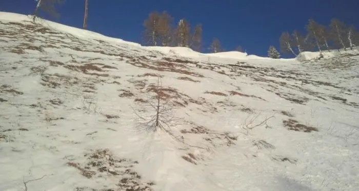 Valanga in Val Senales due sciatori coinvolti uno è deceduto