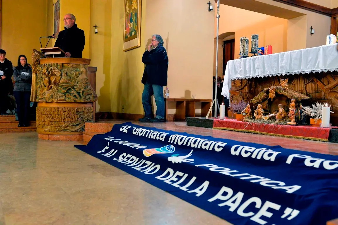 CHIESA CAPUCCINI INCONTRO CON DOBROMIR JASZTAL / vicario della Custodia di Terrasanta / in occasione della giornata mondiale della pace FOTO DI ALESSIO COSER