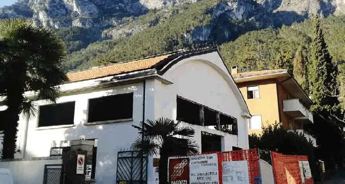 Riva, nel capannone ipotesi di una birreria-pizzeria