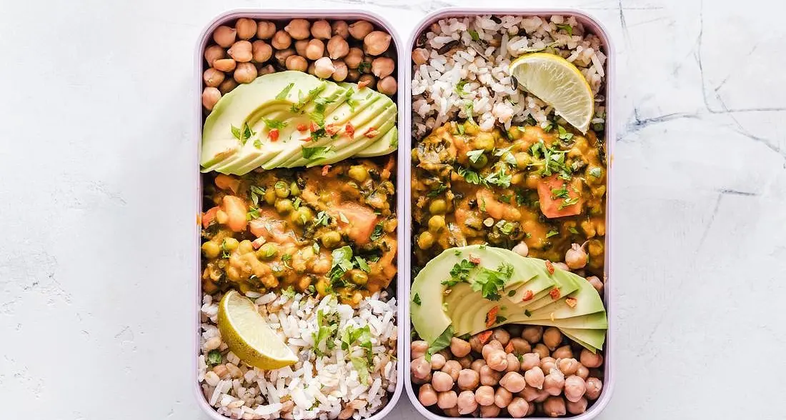 Non si cucina più: ecco i kit con pasti pronti, sani e bio