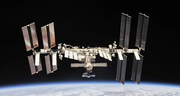 I batteri della Stazione Spaziale non sono diventati alieni