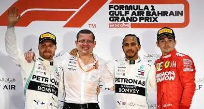 Gran Premio del Bahrein Ferrari beffata, Leclerc terzo e Hamilton ammette: «Meritava»