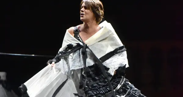 Stasera a Riva del Garda la Traviata di Lella Costa