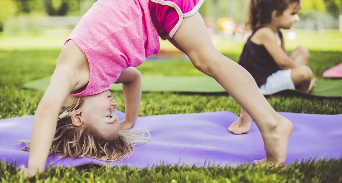 Lo Yoga per i bambini è il nuovo trend fitness: «Li calma e li diverte»
