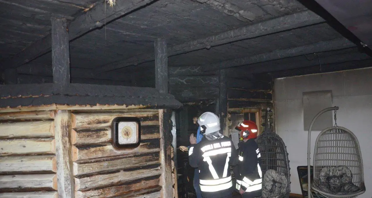 Fiamme nella sauna, hotel evacuato per precauzione