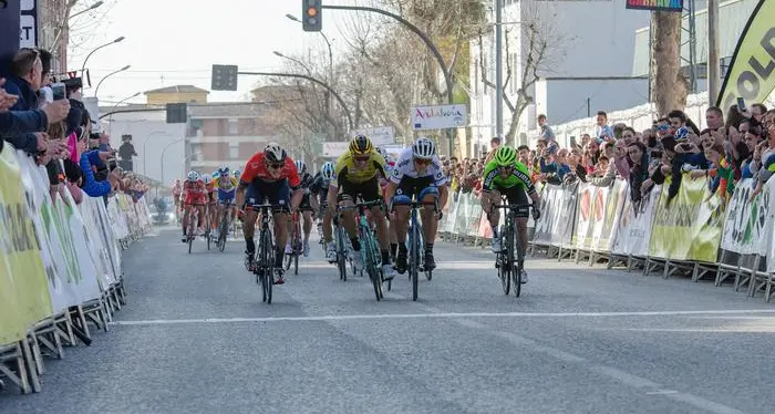 Matteo Trentin parte alla grande: vince la tappa alla Ruta del Sol