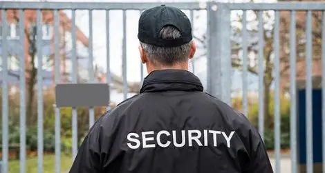 Dal 1° giugno in centro città vigilantes armati per l'ordine pubblico pagati dalla Provincia: 50 mila euro