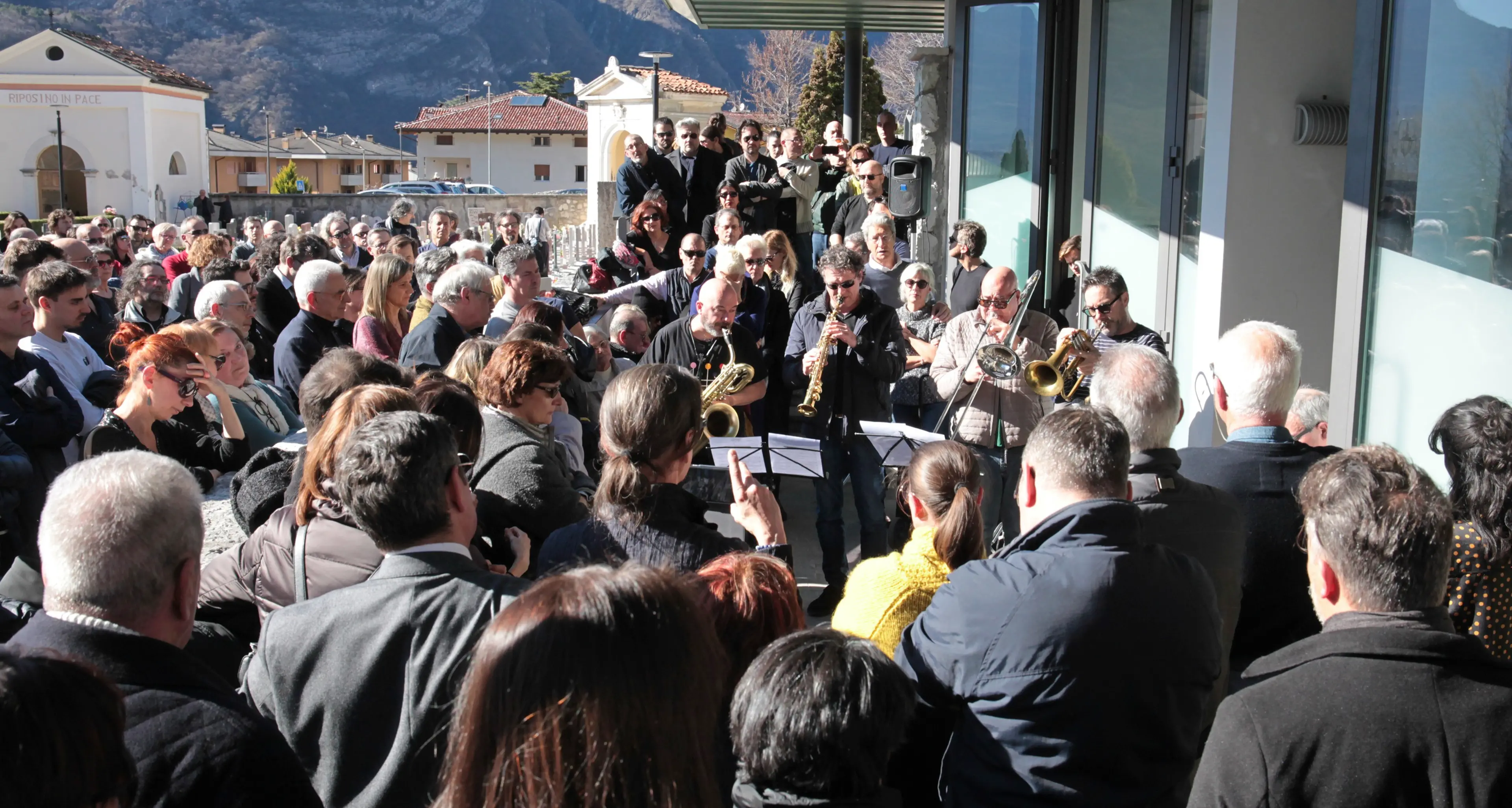 Per il jazzista Canevali a Besenello il funerale in musica con gli amici del CDM
