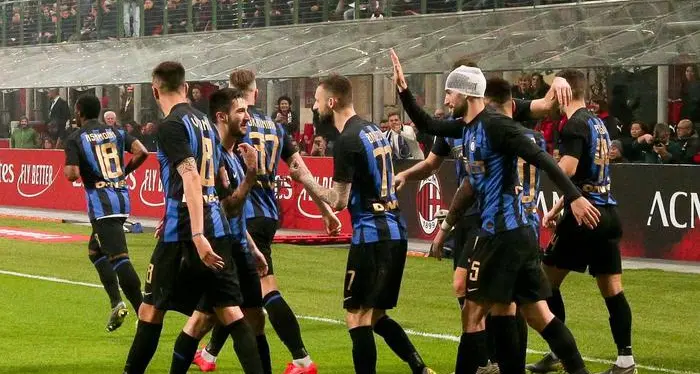 Il derby di Milano va all'Inter: 2-3 dopo un match avvincente