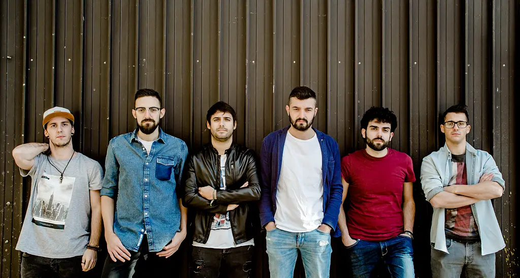 Dieci annni di musica e un nuovo cd:oggi la festa dei Poor Works