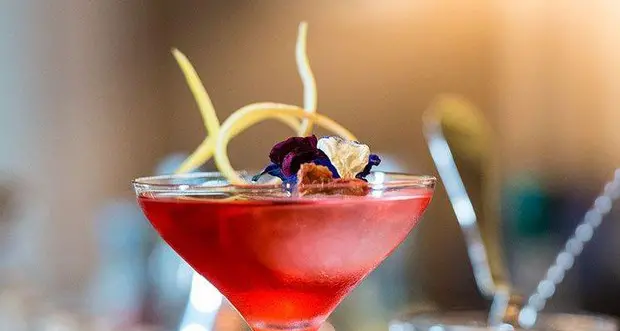 Old Fashioned, Negroni e Whiskey Sour i cocktail più venduti