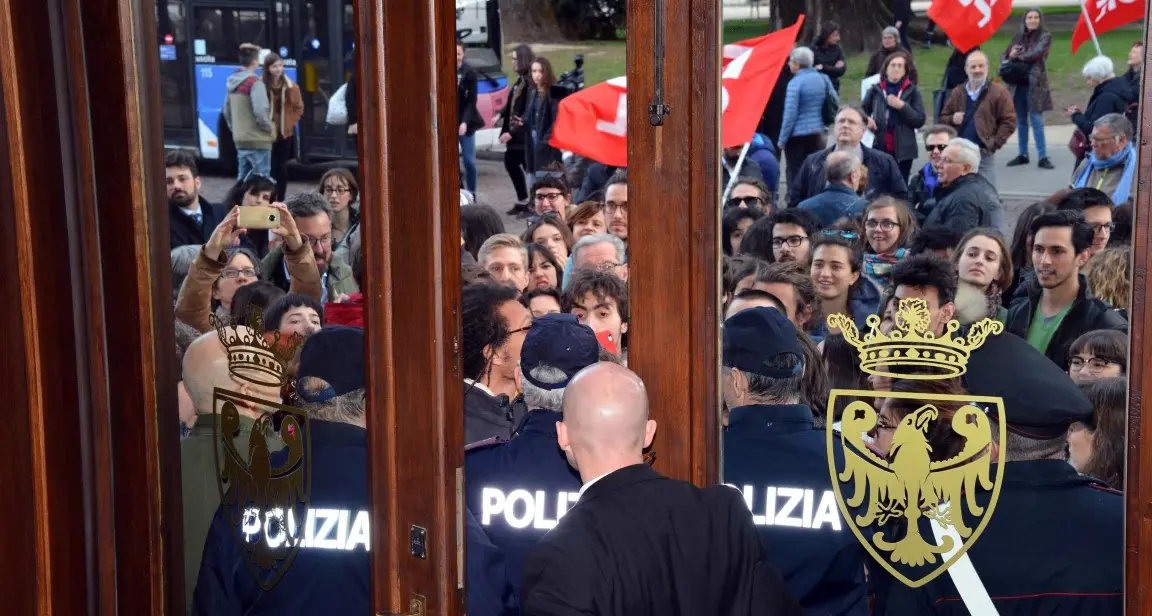 Ufficiale: esposto della Provincia per la contestazione al convegno