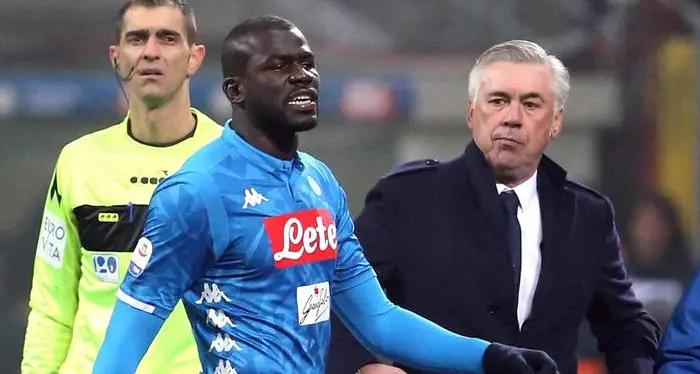 Il Napoli contro Salvini: «Stop in caso di razzismo»
