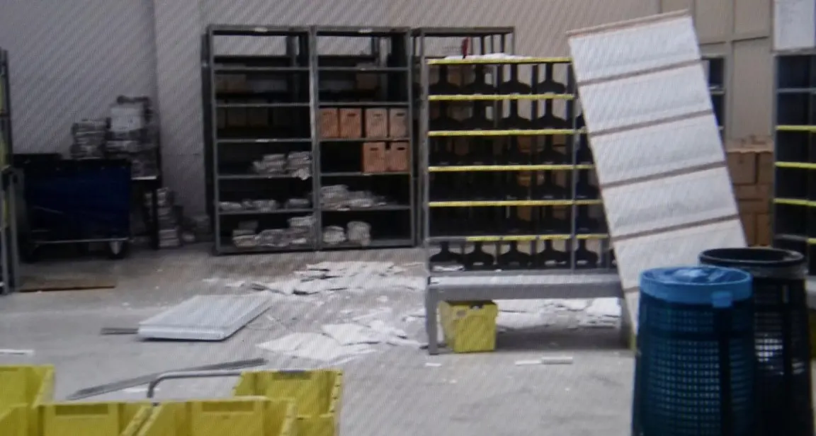 Poste, cede il soffitto al centro di smistamento