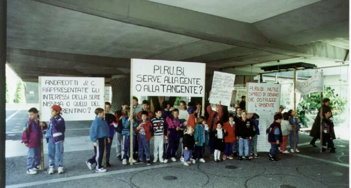 Quando la Valdastico era la «Pirubi» Mezzo secolo di lotte e polemiche