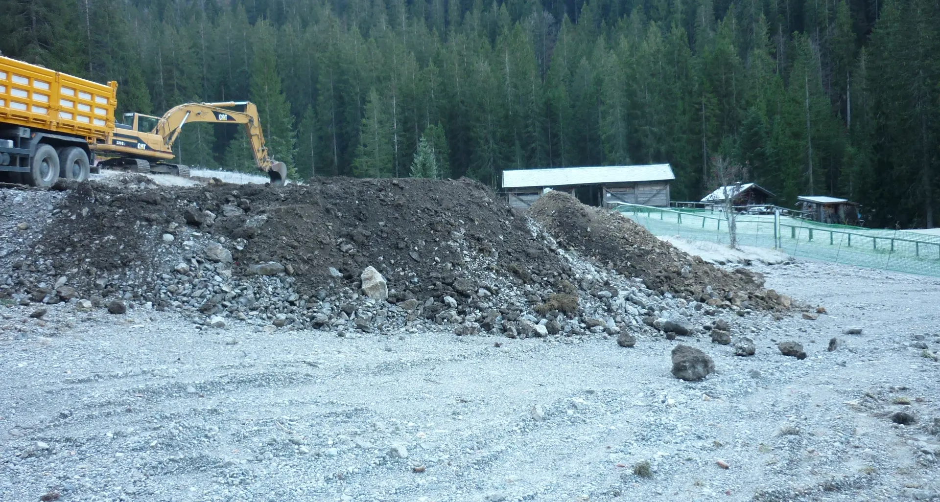 Al Rifugio Vallesinella partiti i lavori per eliminare il parcheggio