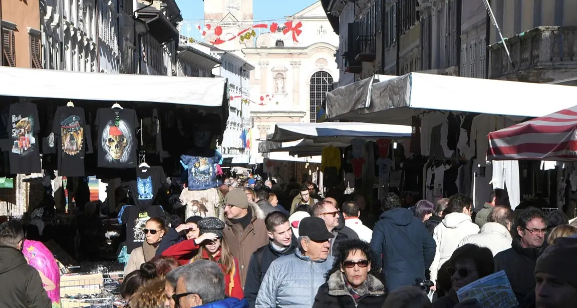 Niente fiera di Santa Lucia, l'annuncio del sindaco Ianeselli: \"prepariamoci alla crisi economica\"