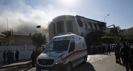 L'Isis rivendica l'attentato kamikaze a Tripoli
