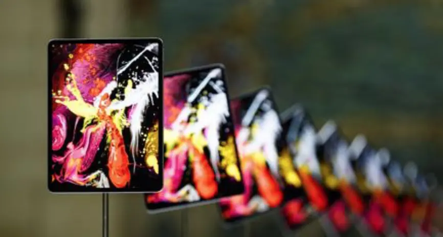 iPad Pro piegati, ma per Apple è normale