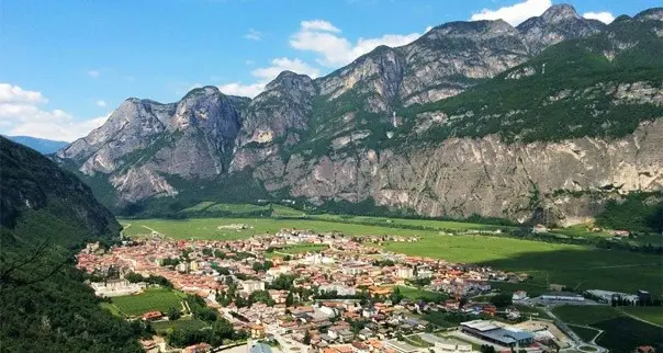 A Mezzolombardo lo studio pubblicato dall'Ispra dice che il 51% degli edifici è a rischio idrogeologico