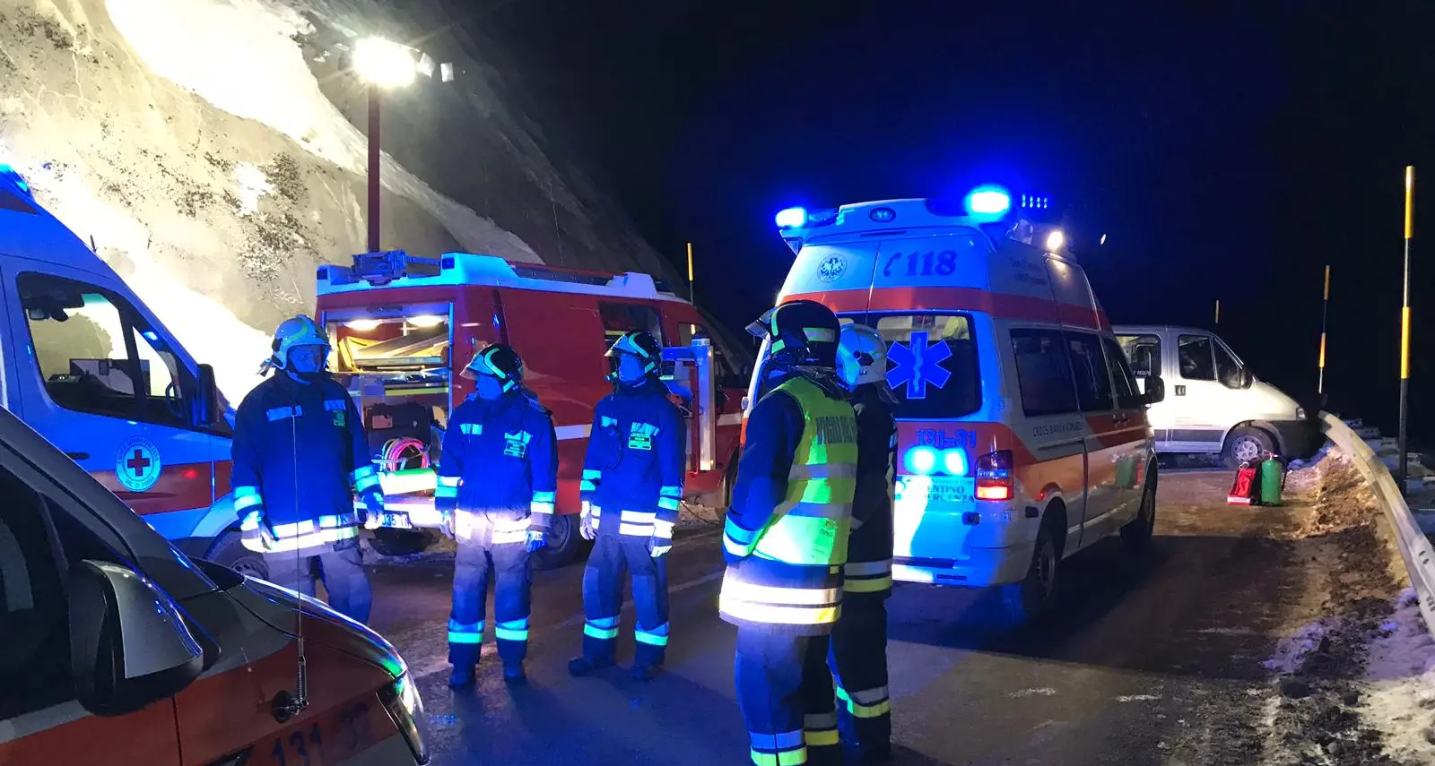 L'incidente in Fedaia: il furgone era rubato, l'autista ubriaco
