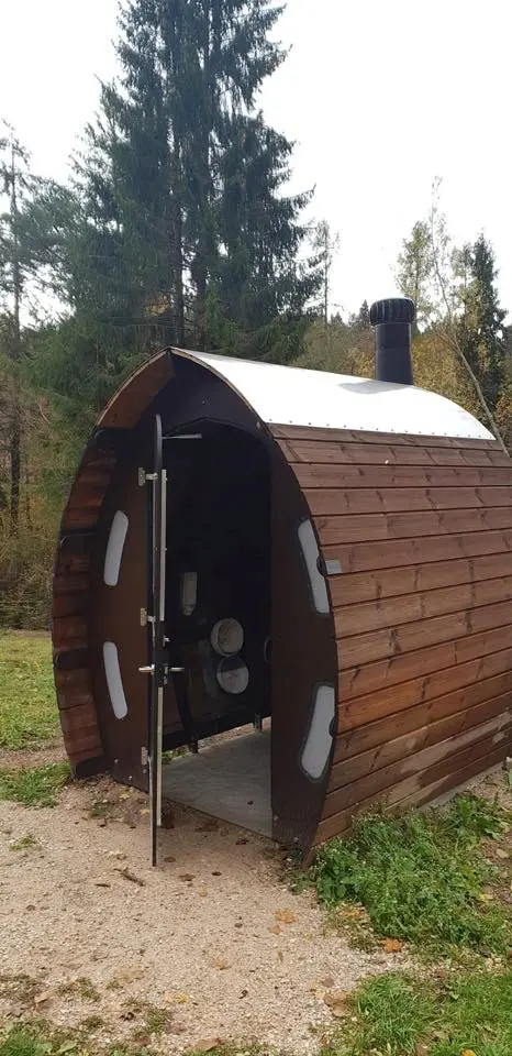 Vandali all'opera a Cei danni agli eco-bagni