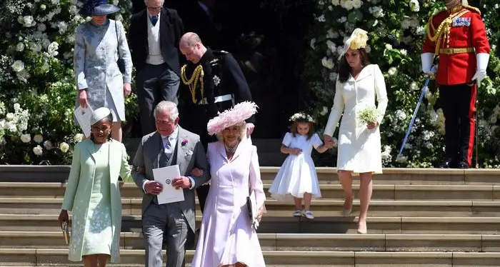 Regina invita a Natale la madre di Meghan