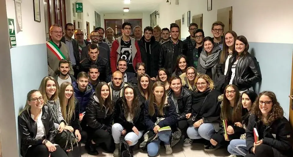 A Storo cerimonia di saluto ai neo-maggiorenni della valle