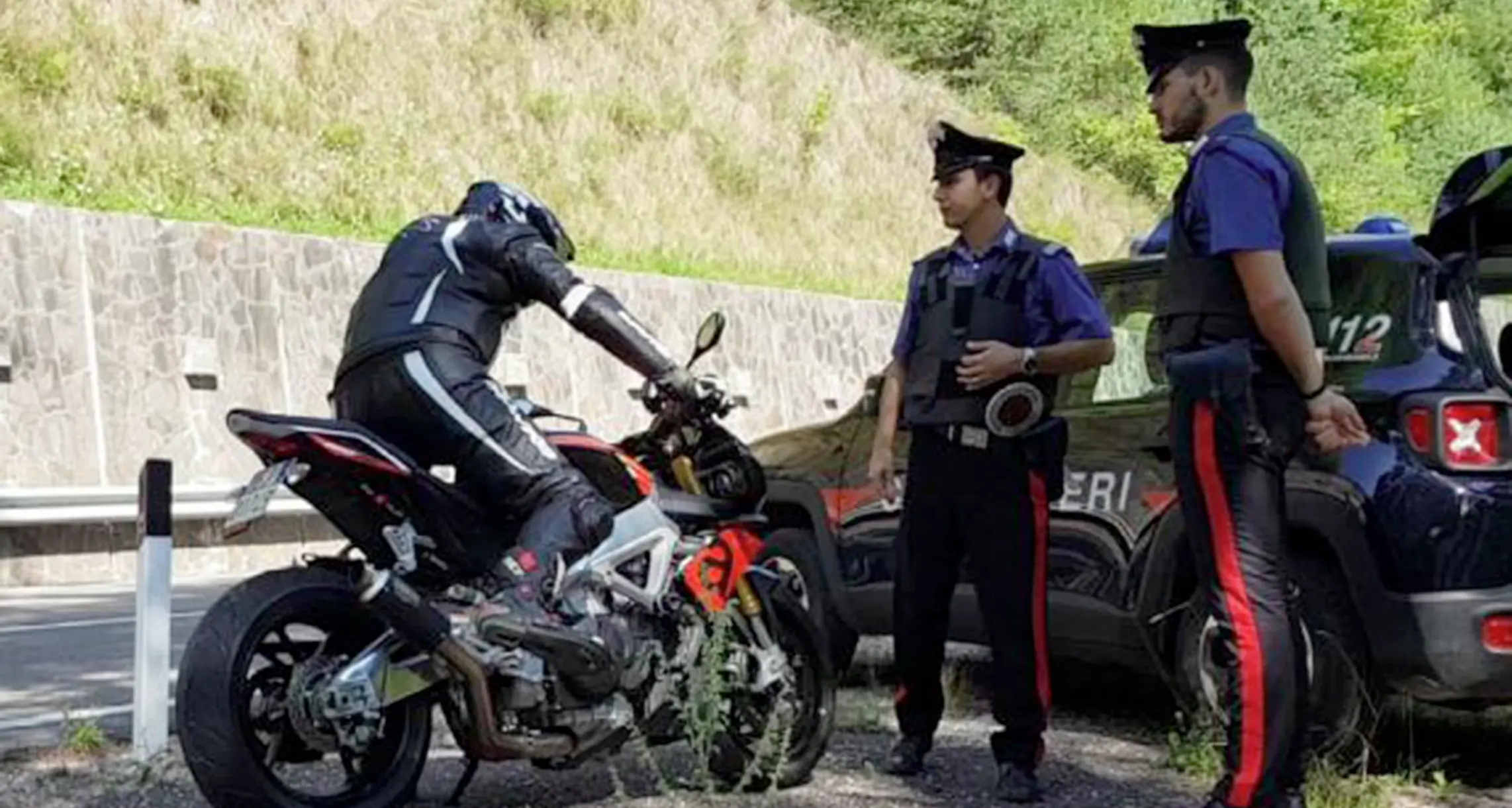 Controlli stradali dei Carabinieri 94 violazioni 4 patenti ritirate