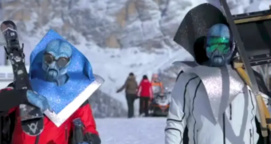 Gli alieni attaccano la Terra Ci salvano le piste della Badia Spot del trentino Andrea Eccel
