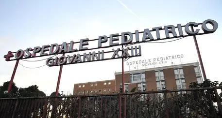 Casi di morbillo in ospedale, infezione da figlio no-vax