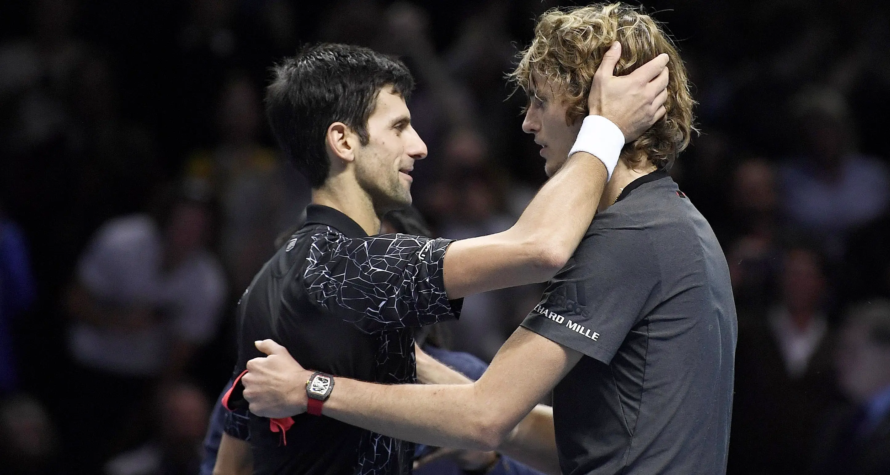 Masters tennis, Zverev è il re a Londra il 21enne tedesco batte il n.1 Djokovic