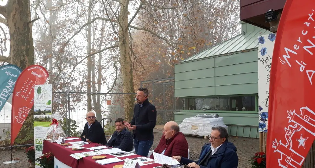 Levico, città mobilitata per i mercatini natalizi