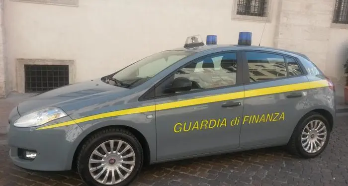 Affittavano in nero la case per le vacanze Trento, Cles, Valsugana: 5 nei guai