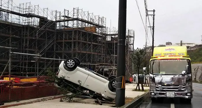 Giappone, tifone Trami 2 morti, centinaia feriti