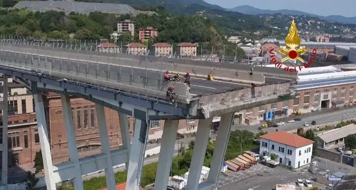 Autostrade offre mezzo miliardo Di Maio: niente elemosine