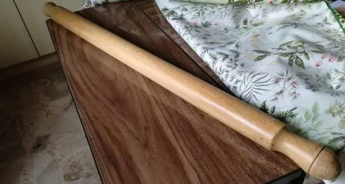 Il marito russa troppo Lo prende a colpi di mattarello