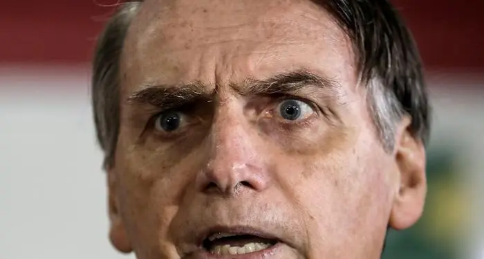 Brasile, Bolsonaro trionfa al primo turno. Ora il ballottaggio