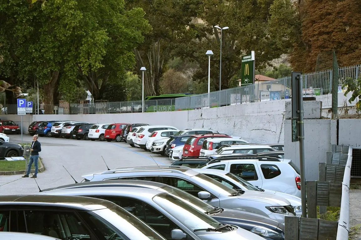 Trento e l’incubo di trovare parcheggio