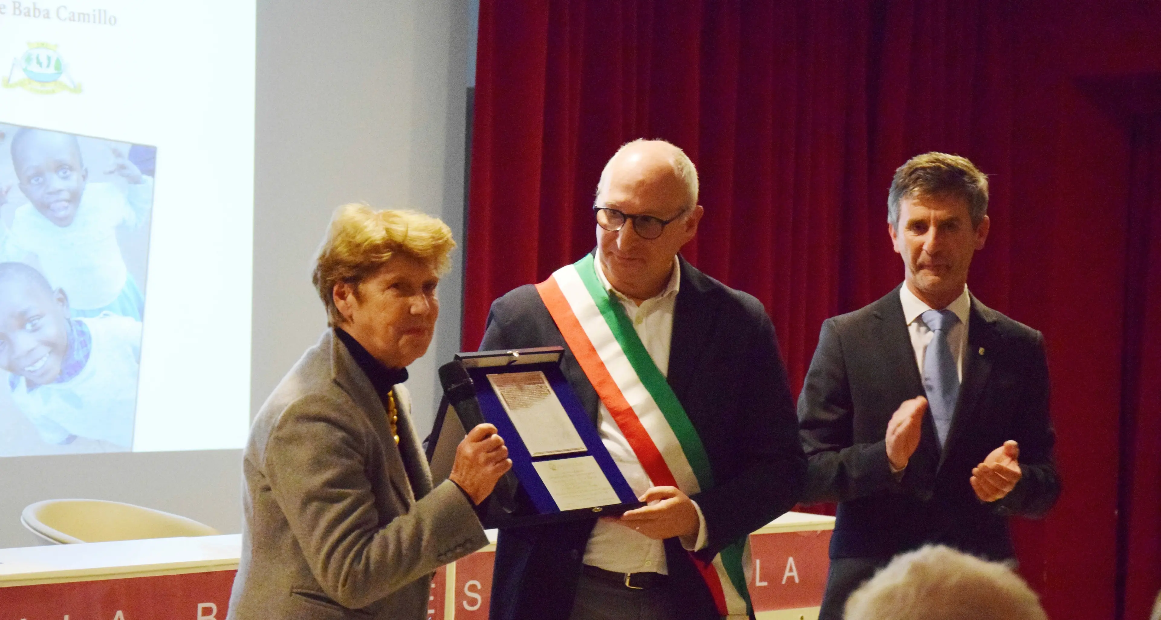 Tavola Clesiana alla moglie del professor Ivo de Carneri
