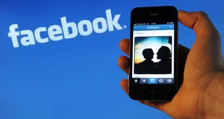 Una moglie tradita residente in Valsugana ha denunciato l'amante del marito per le \"corna\" rese pubbliche su Facebook