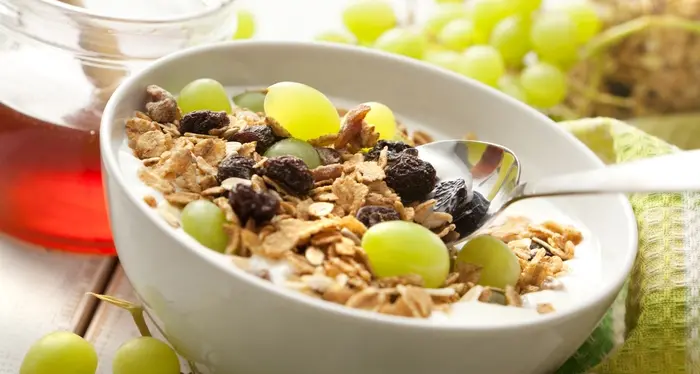 Cambio di stagione, i 12 alimenti alleati del buonumore