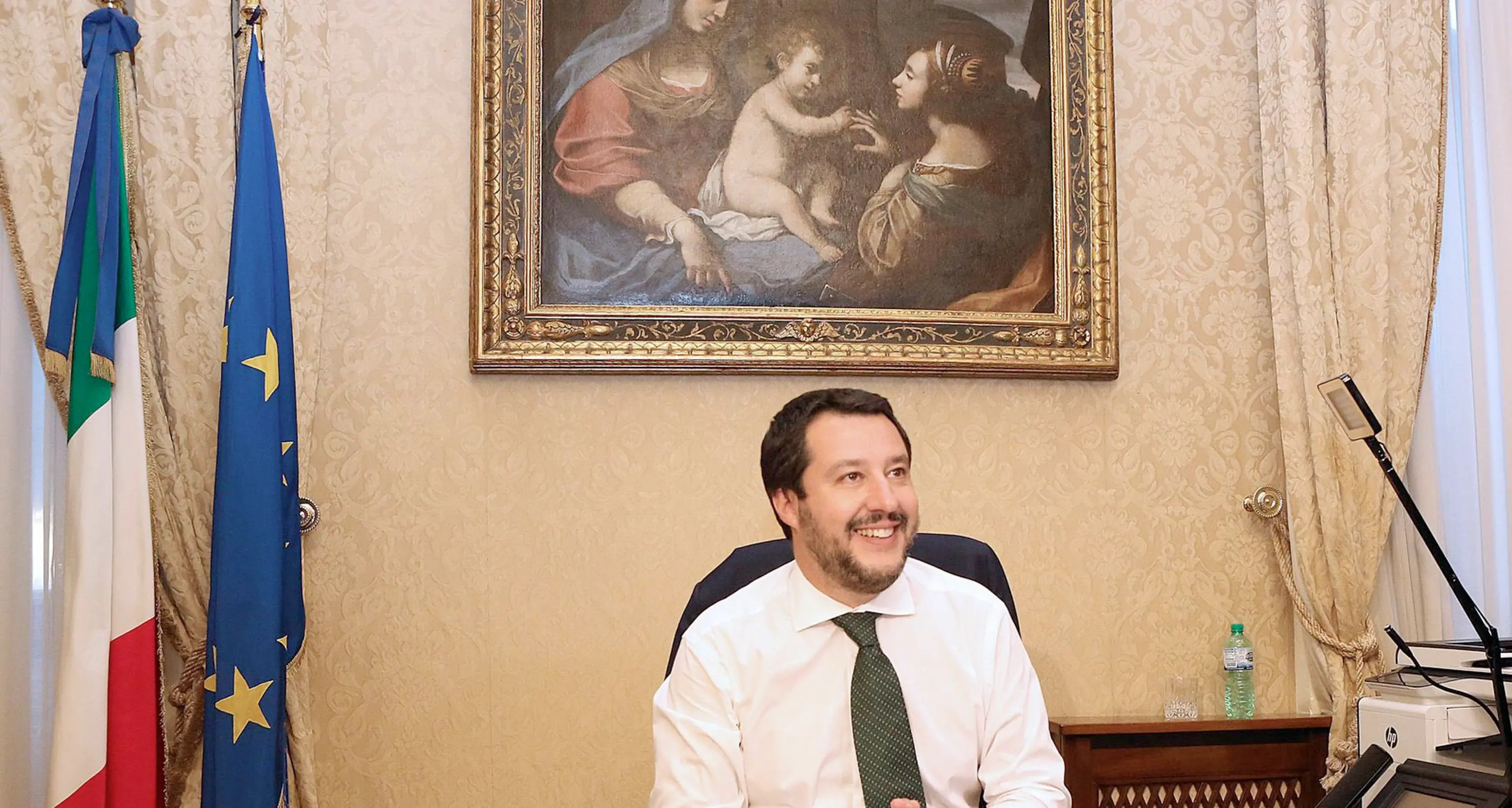 Salvini su migranti Diciotti: «Me lo chiedono gli italiani»