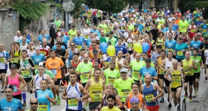 Domenica la città si mette a correre Half Marathon e Happy Family Run