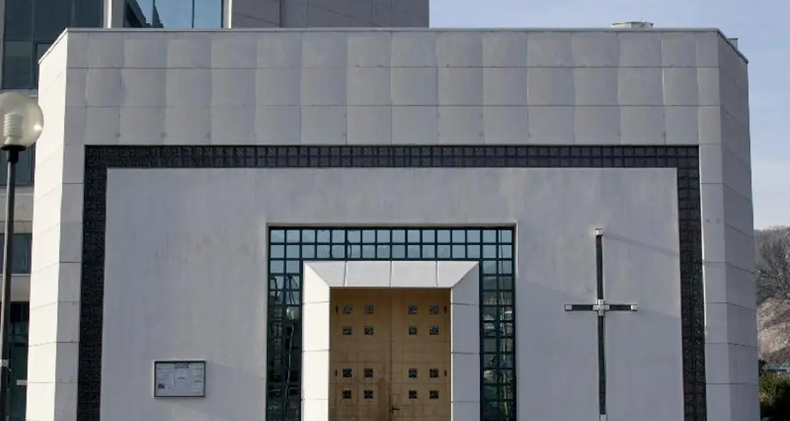 Centochiavi, chiusa la chiesa Problemi al tetto, stop messe