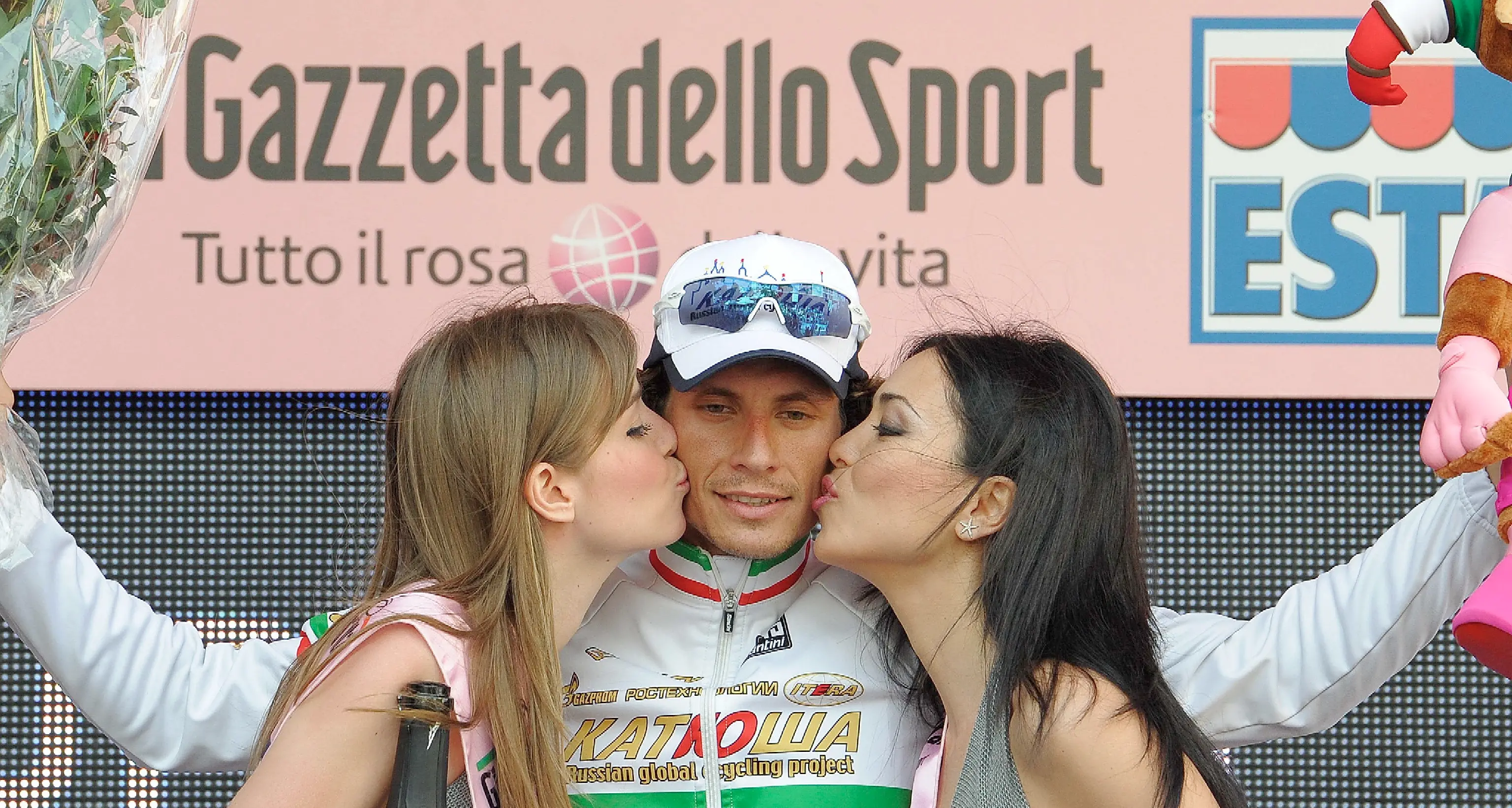 Ciclismo, Pozzato si ritira: «Grazie a tutti, è stata una figata»